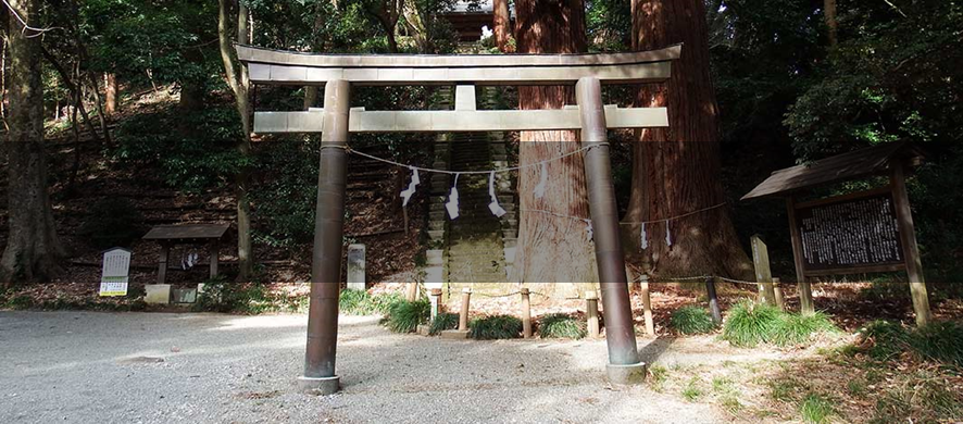 御嶽神社と矢佐芝石丁場