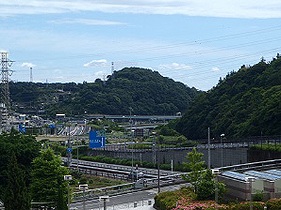 富士山砦を眺める（城郭ネットワーク）