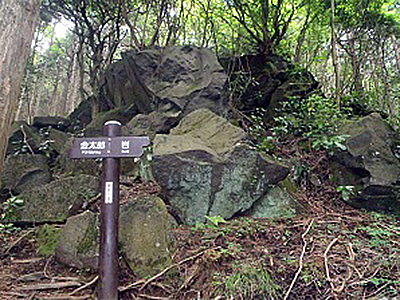 金太郎岩（流れ山）