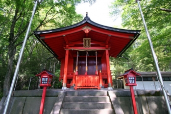 九頭龍（くずりゅう）神社